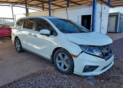 2018 Honda Odyssey Exl z USA, uszkodzony, nr VIN 5FNRL6H71JB036592